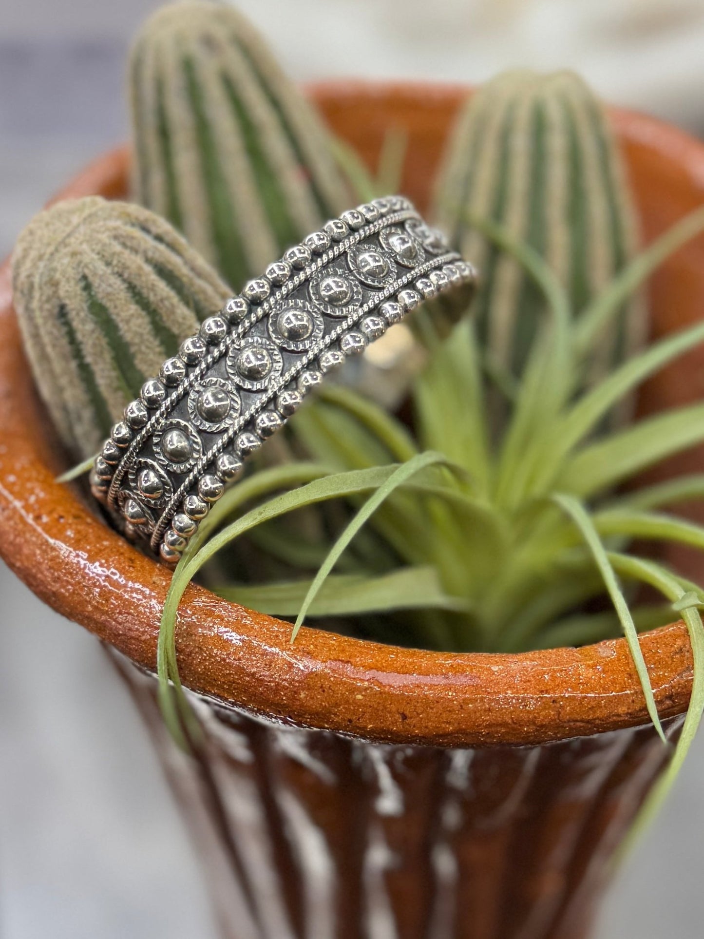 {Concho} Silver Dot Cuff - Cowgirls & City Chics
