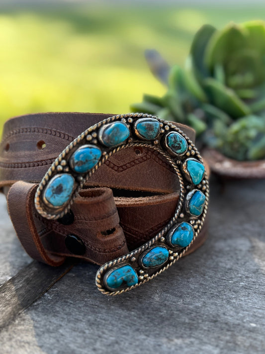{Delta} Kingman Horseshoe Buckle - Cowgirls & City Chics