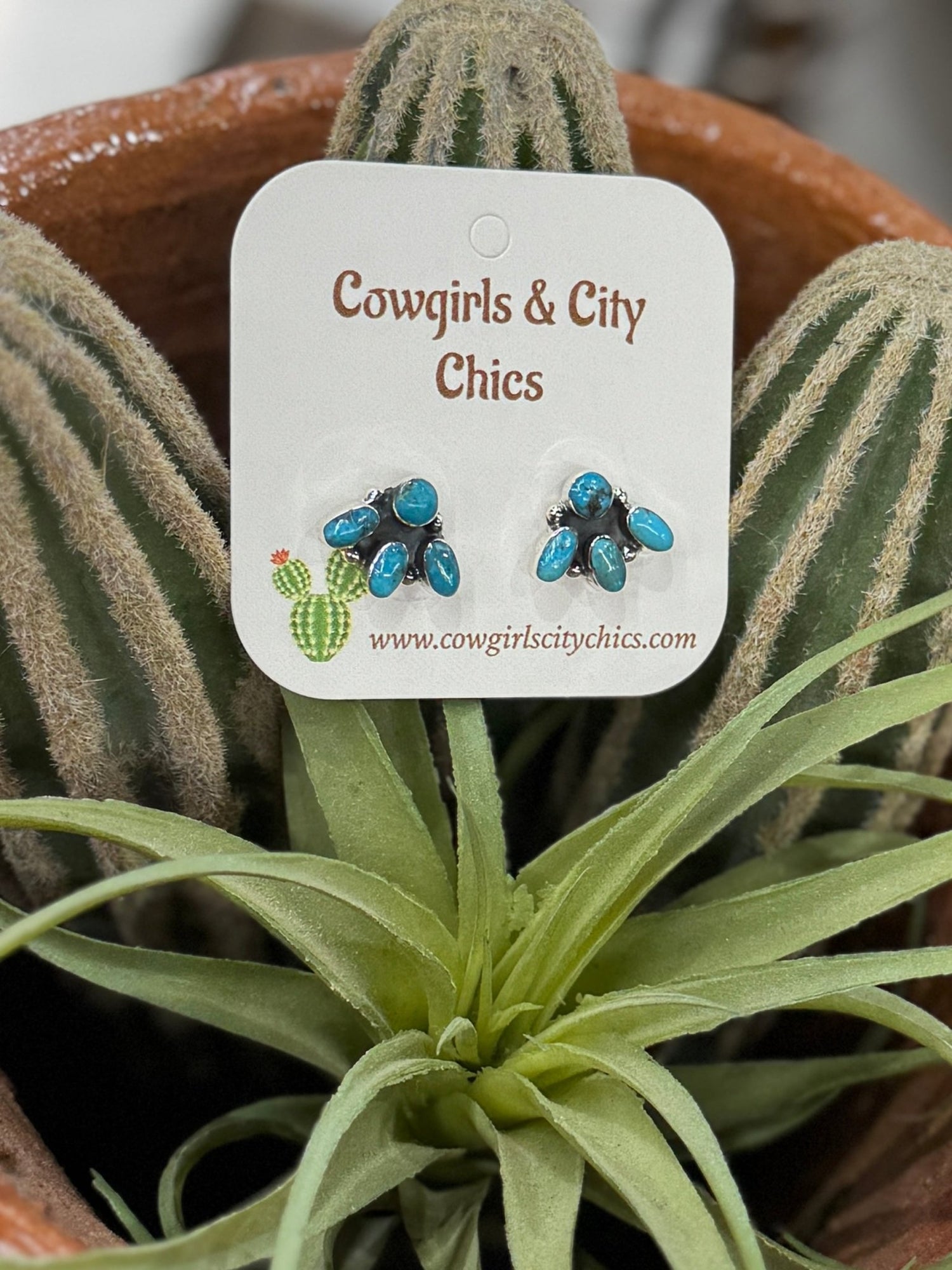 {Delta} Small Turquoise Cluster Stud Earrings - Cowgirls & City Chics