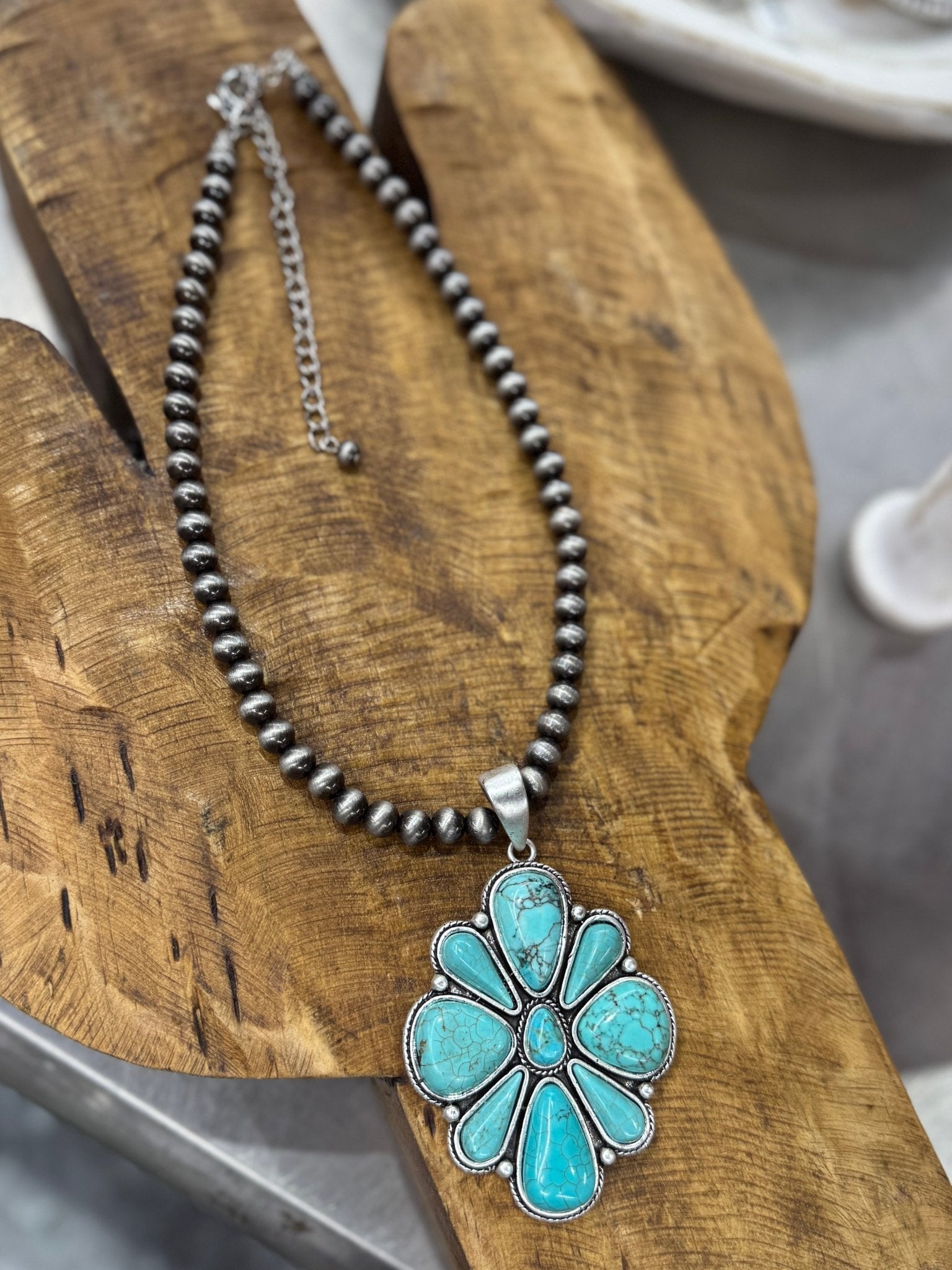 {Delta} Turquoise Cluster Pearl Necklace - Cowgirls & City Chics