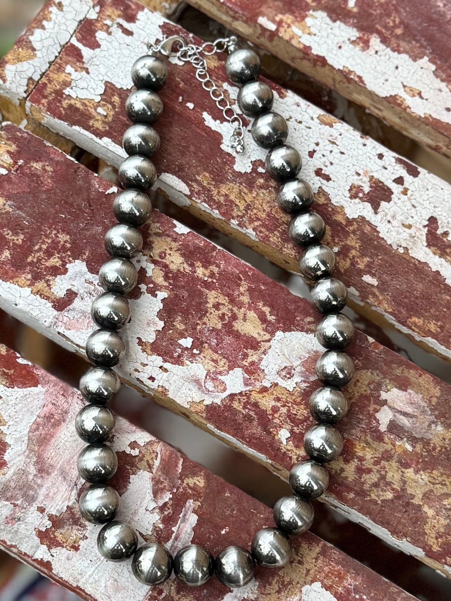 {Dexter} Chunky Pearl Necklace - Cowgirls & City Chics