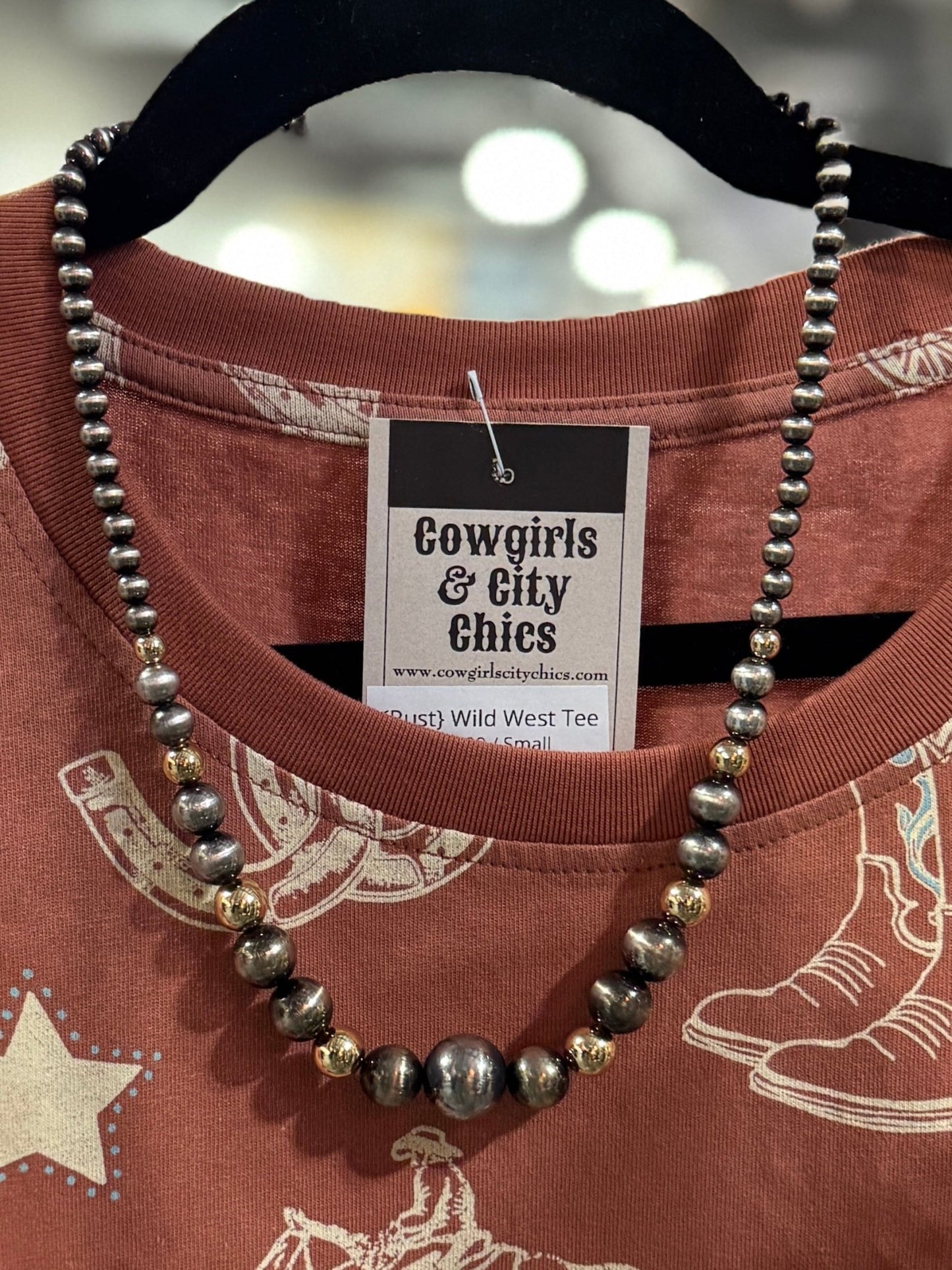 Graduated Pearl & Gold Faux Pearl Neckalce - Cowgirls & City Chics