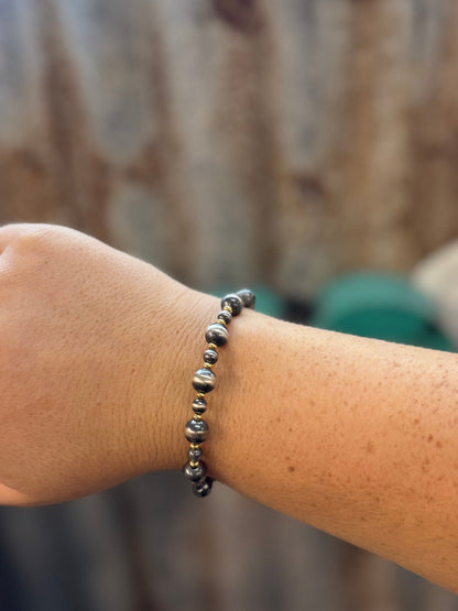 {Houston} Gold & Pearl Bracelet - Cowgirls & City Chics
