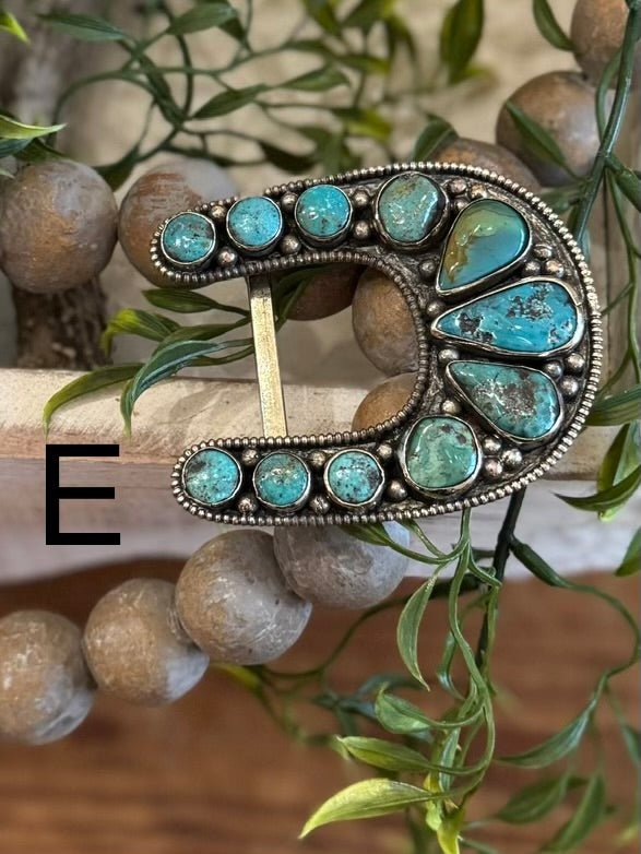 Kingman Horseshoe Buckle - Cowgirls & City Chics