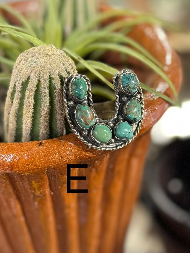 Kingman Horseshoe Ring - Cowgirls & City Chics