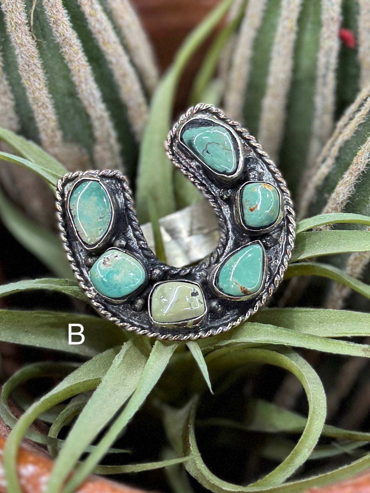 Kingman Horseshoe Ring - Cowgirls & City Chics