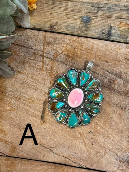 Kingman & Pink Conch Cluster Pendent - Cowgirls & City Chics