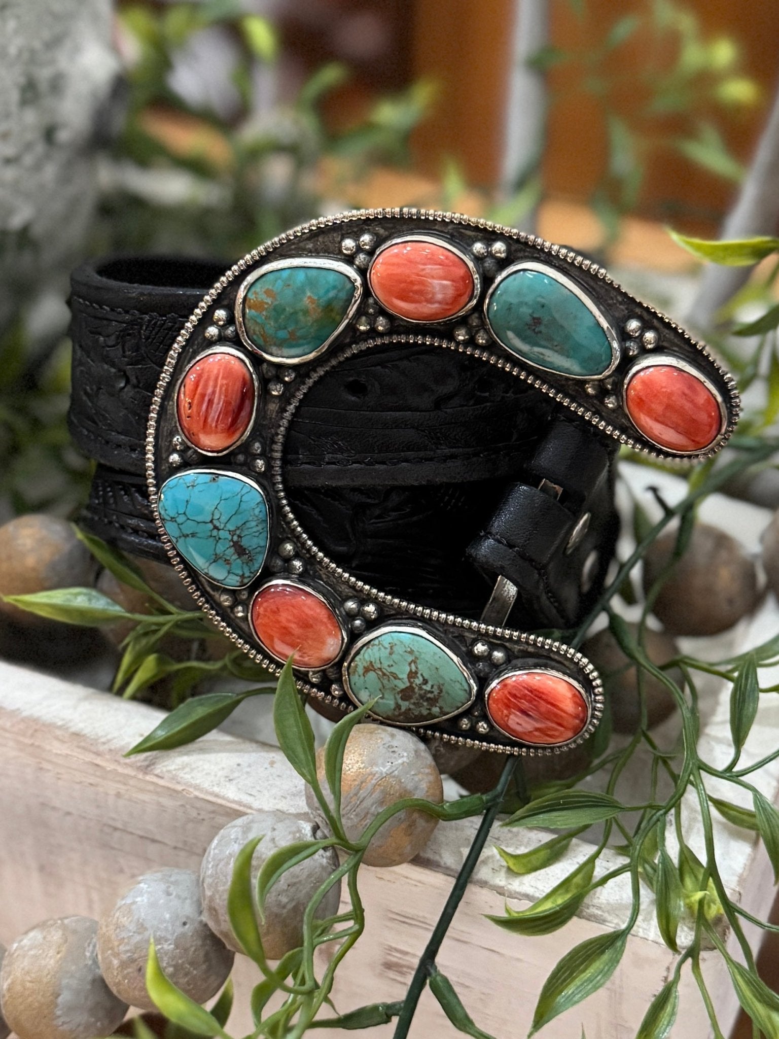 Kingman & Red Spiny Horseshoe Buckle - Cowgirls & City Chics