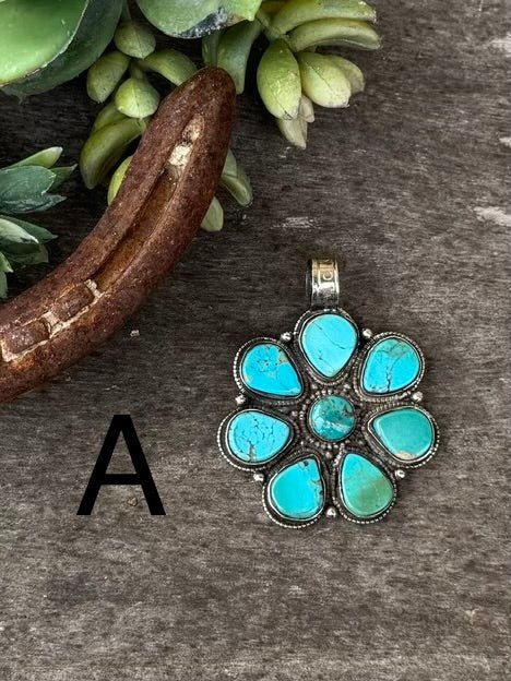 Kingman Round Cluster Pendent - Cowgirls & City Chics