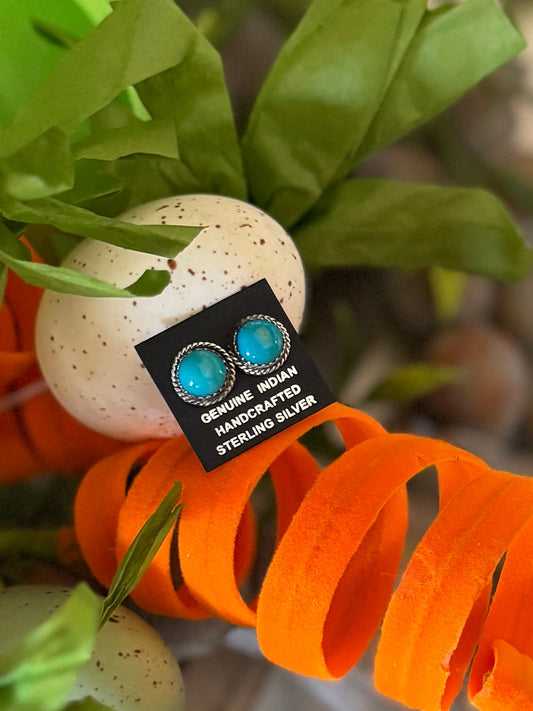 Kingman Small Stud Earrings - Cowgirls & City Chics