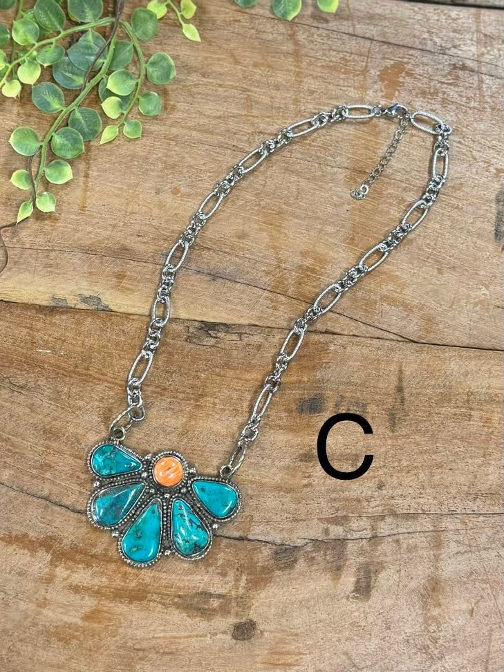 Kingman & Spiny Cluster Pendent Necklace - Cowgirls & City Chics