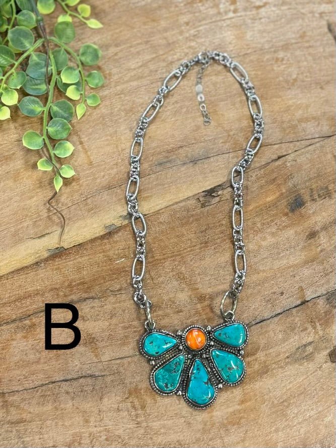 Kingman & Spiny Cluster Pendent Necklace - Cowgirls & City Chics
