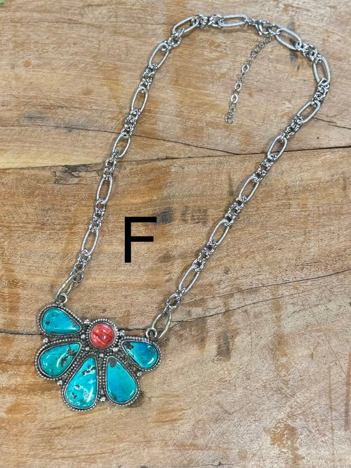 Kingman & Spiny Cluster Pendent Necklace - Cowgirls & City Chics