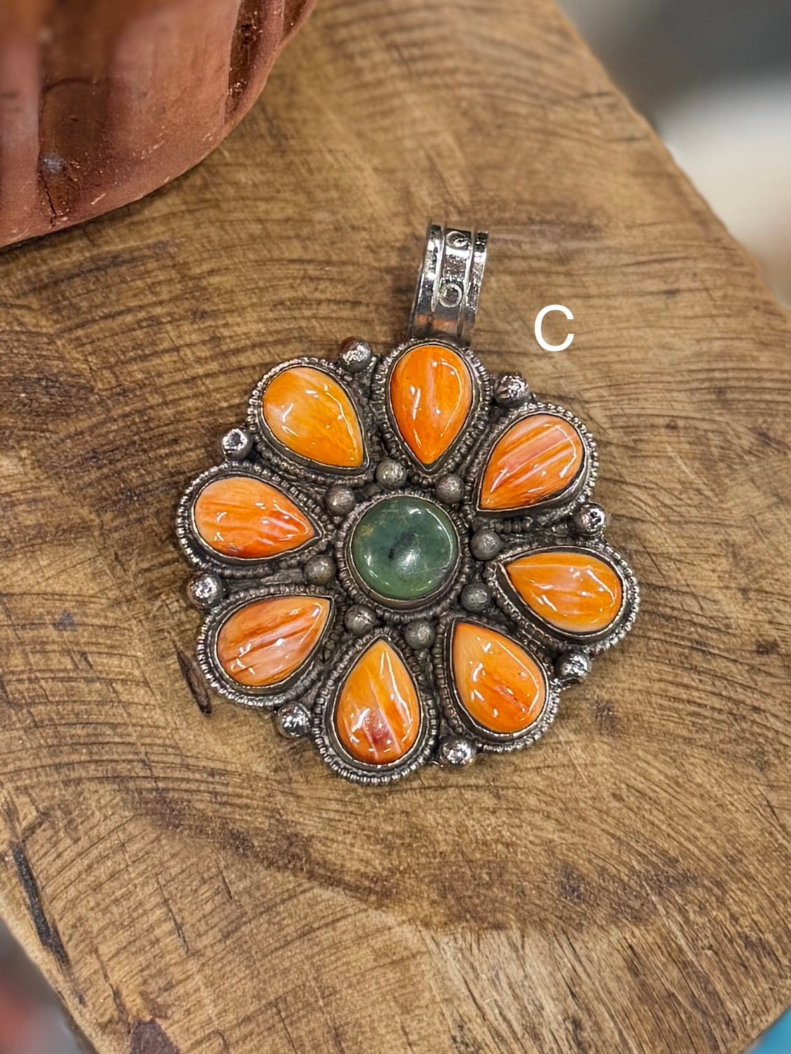 Kingman & Spiny Oyster Pendent - Cowgirls & City Chics