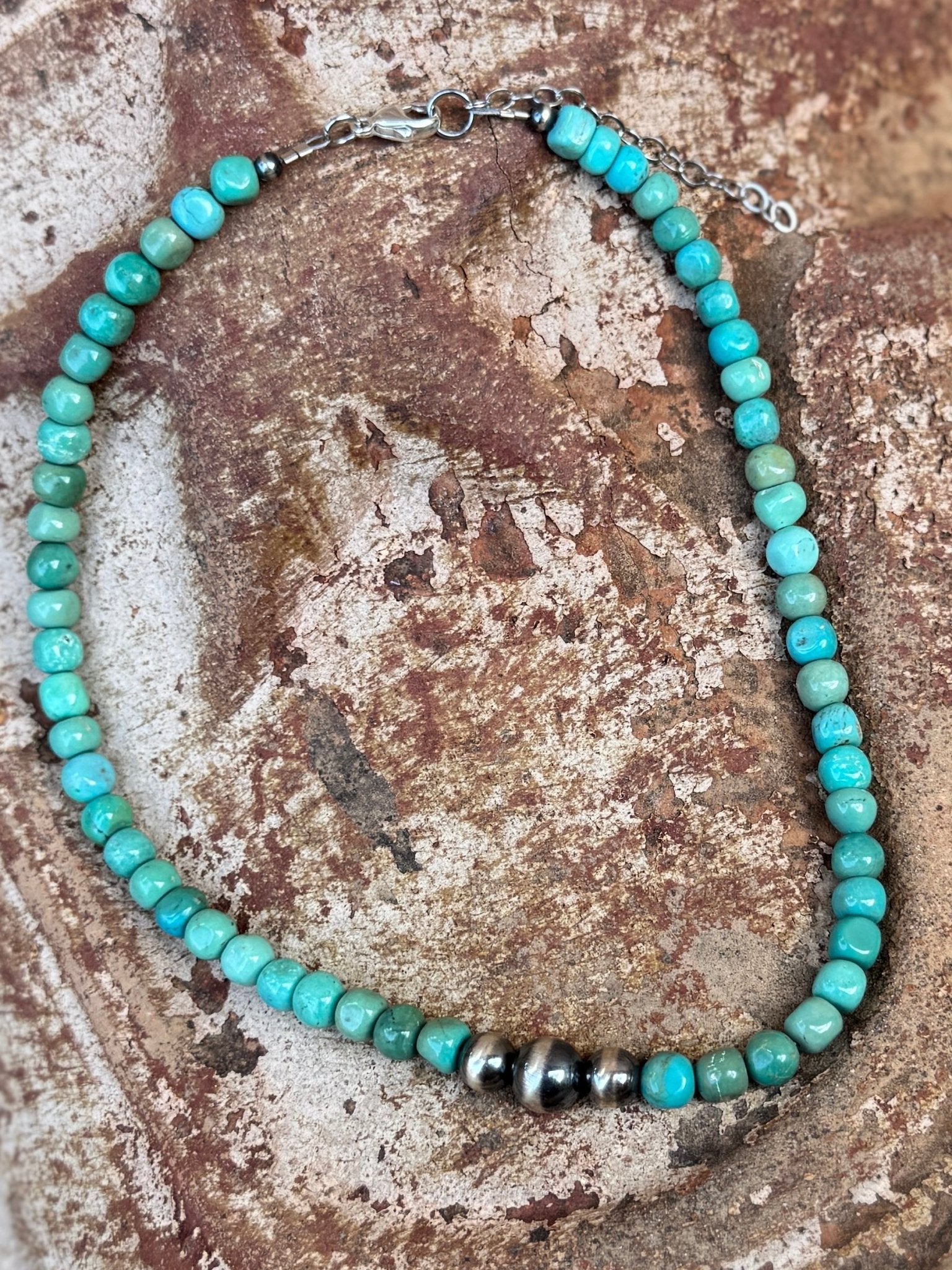 {Mel} Triple Pearl Kingman Necklace - Cowgirls & City Chics