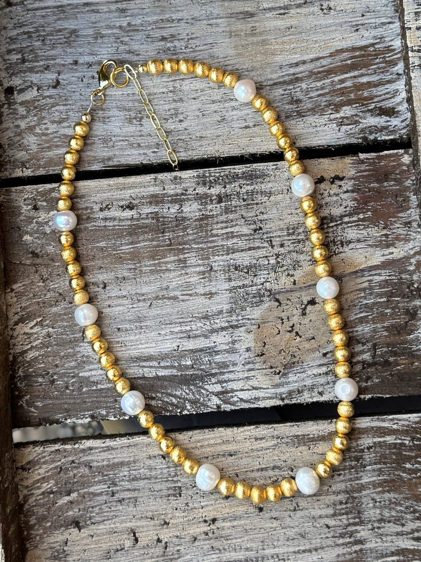 {Molly} Gold & Pearl Necklace - Cowgirls & City Chics