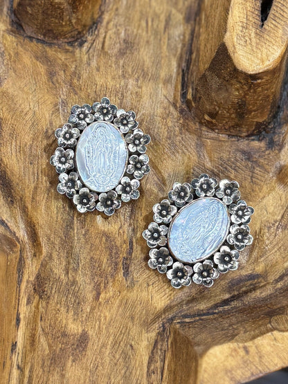 Pearl Rose Mary Pendent - Cowgirls & City Chics