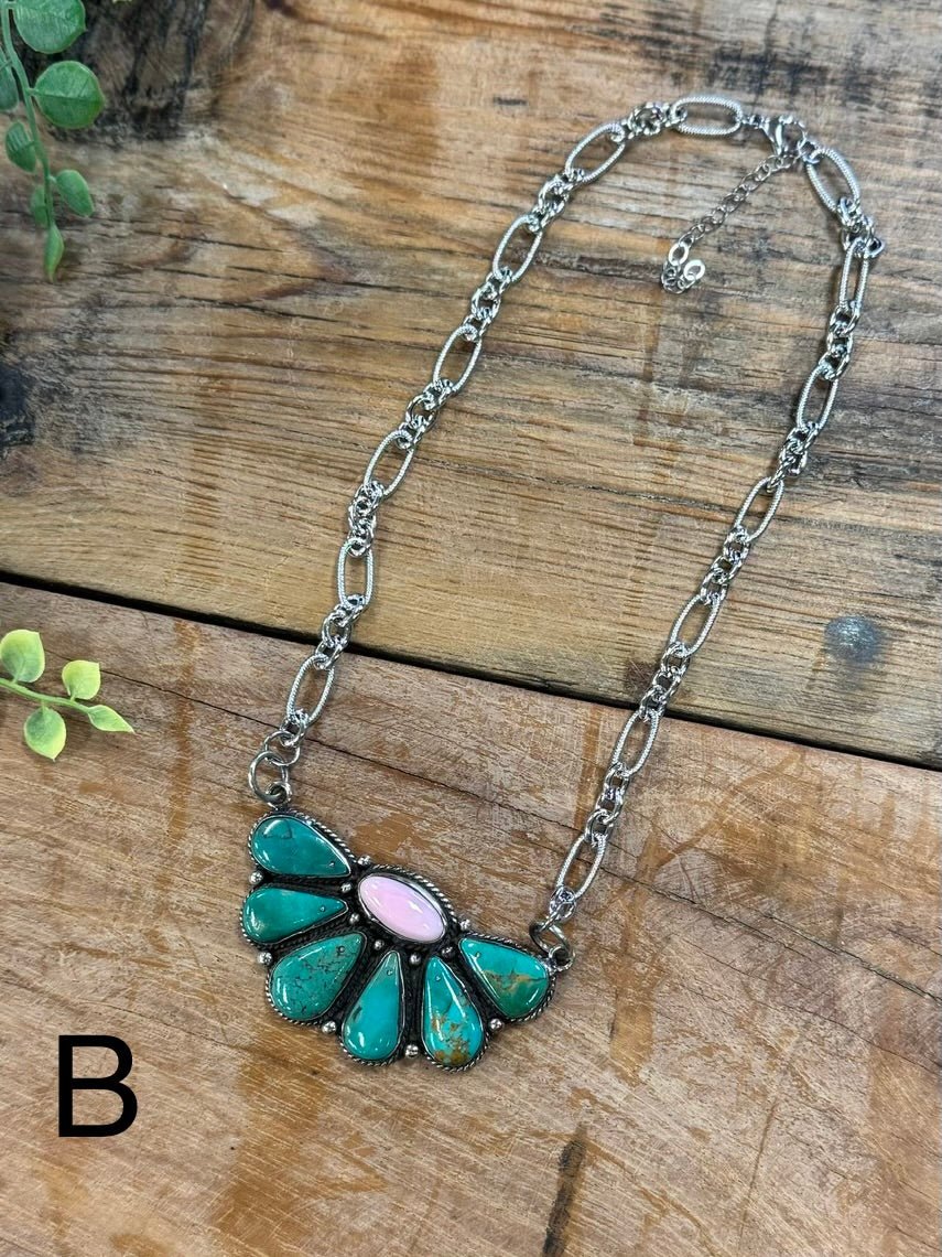 Pinck Conch & Kingman Side Cluster Necklace - Cowgirls & City Chics