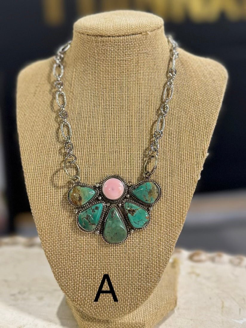Pinck Conch & Kingman Side Cluster Necklace - Cowgirls & City Chics