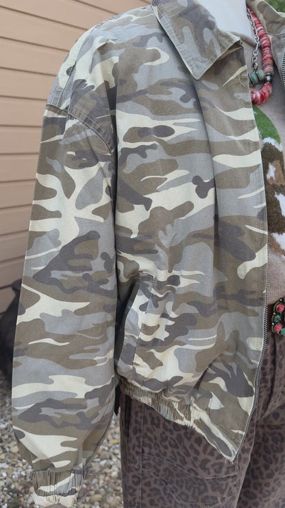 Camouflage Zip-Up Jacket