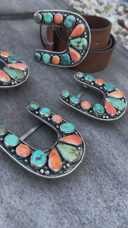 Kingman & Spiny Oyster Horseshoe Buckle