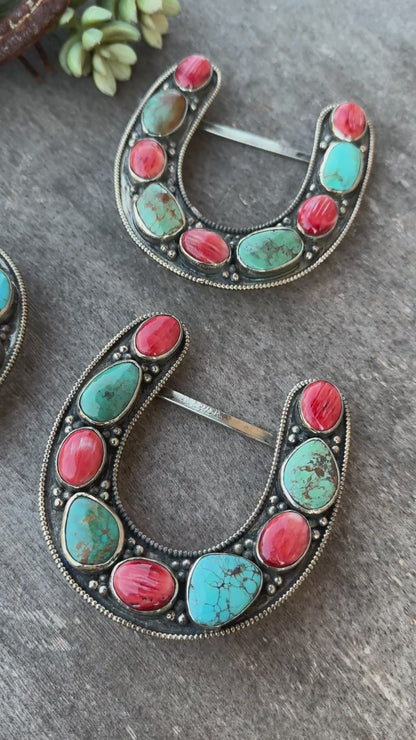 Kingman & Red Spiny Horseshoe Buckle