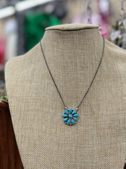 Round Zuni Cluster Necklace - Cowgirls & City Chics