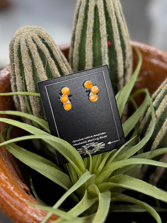 Small Curved Spiny Oyster Earrings - Cowgirls & City Chics