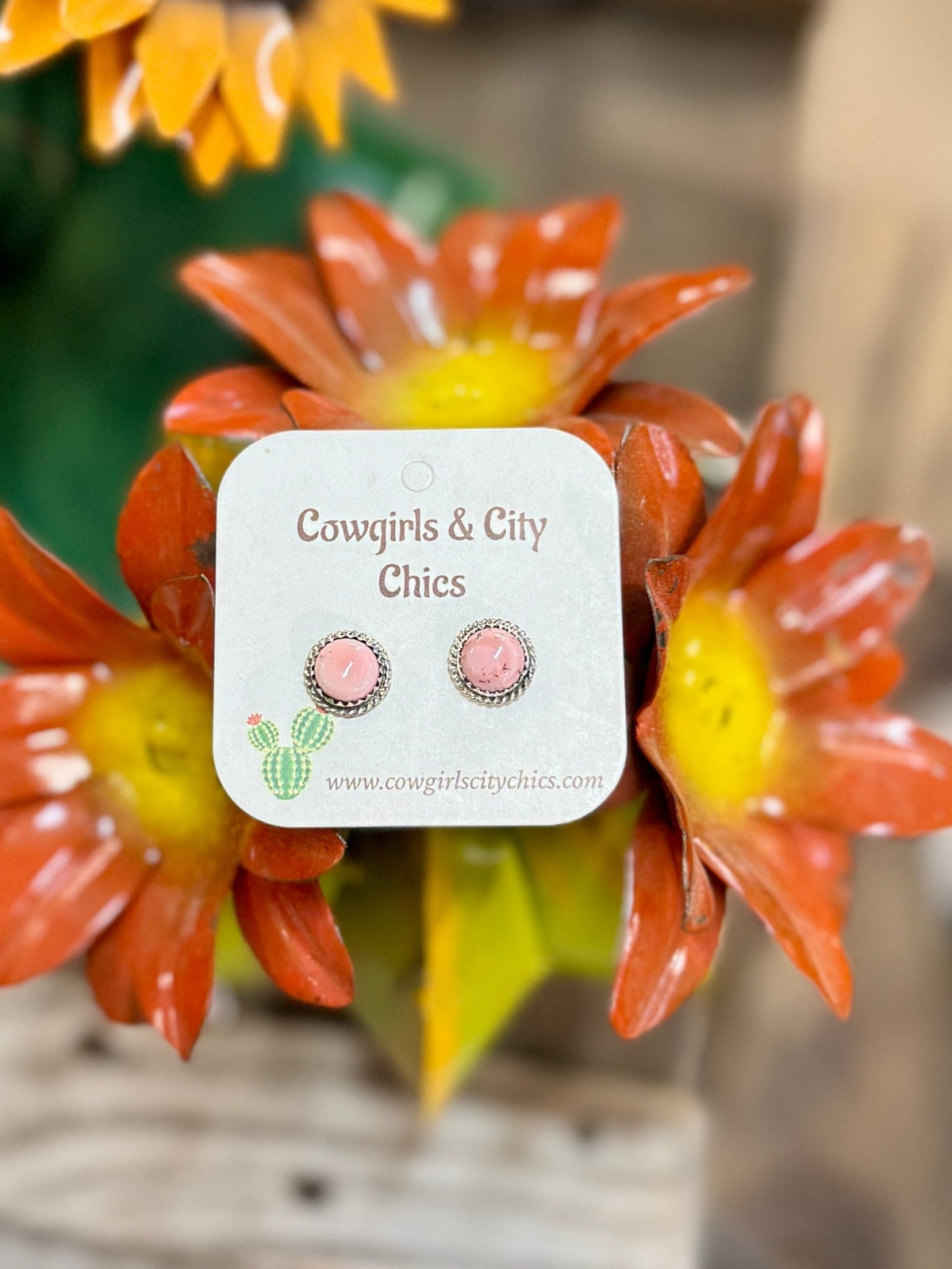 Small Pink Conch Earrings - Cowgirls & City Chics