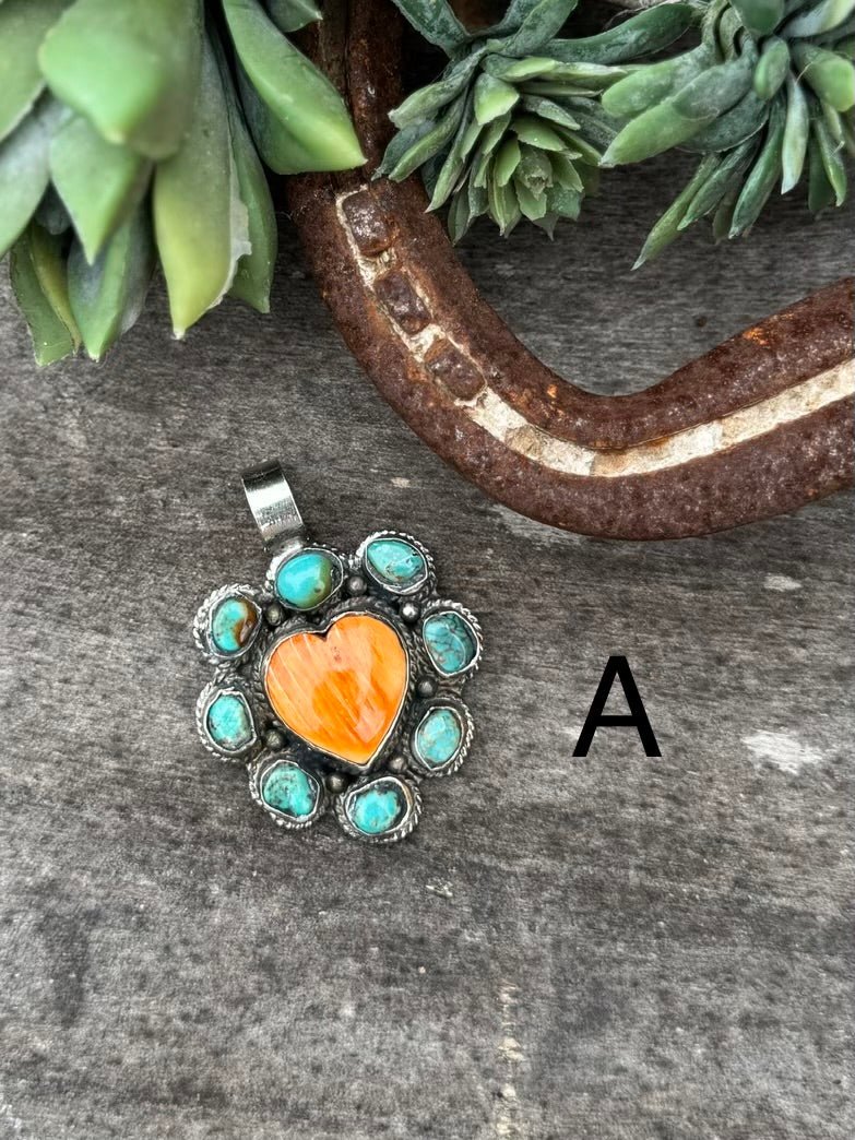 Spiny Oyster Heart Kingman Pendent - Cowgirls & City Chics