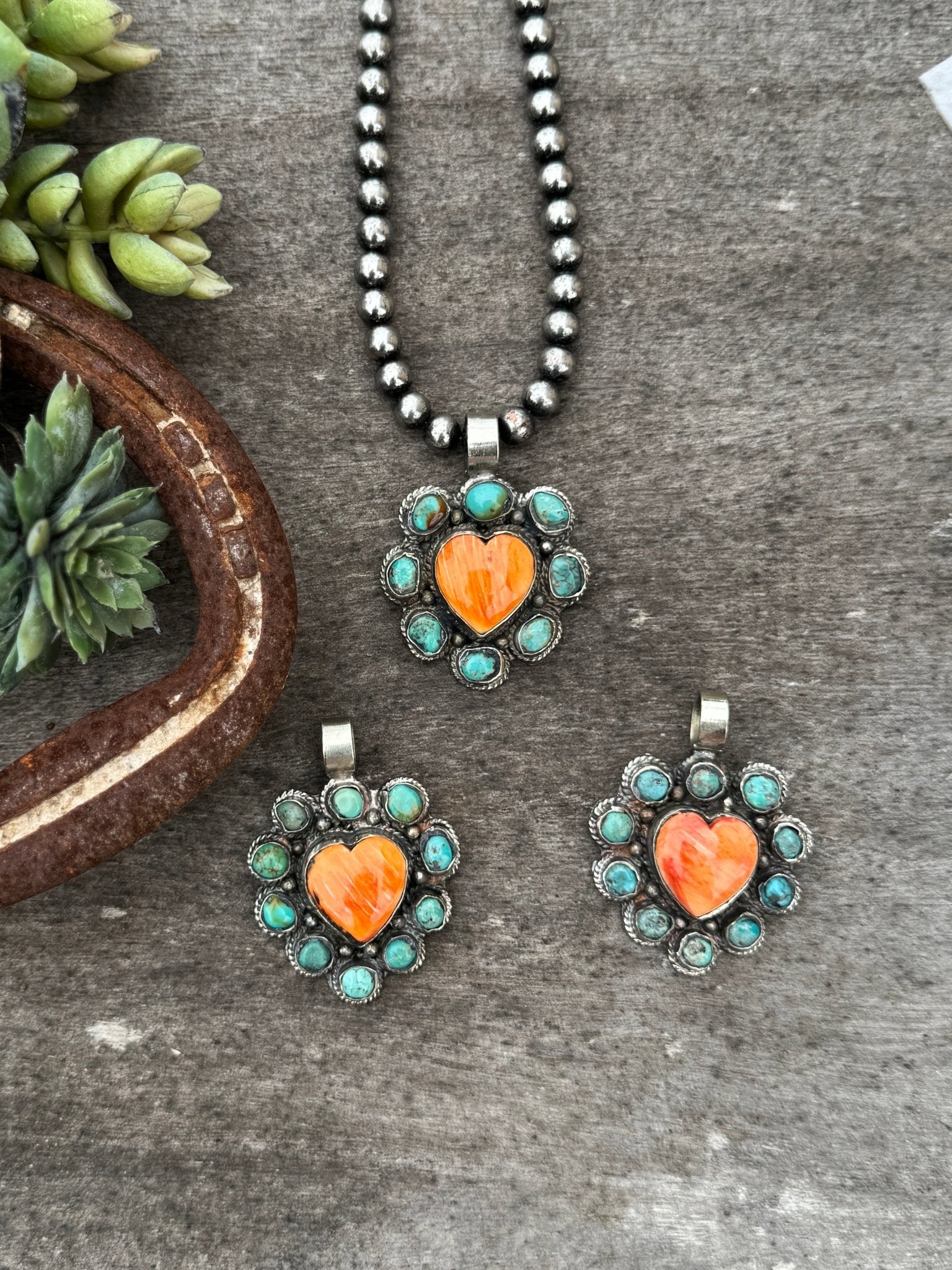 Spiny Oyster Heart Kingman Pendent - Cowgirls & City Chics