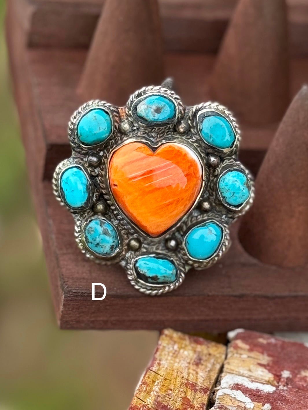 Spiny Oyster Heart Ring - Cowgirls & City Chics