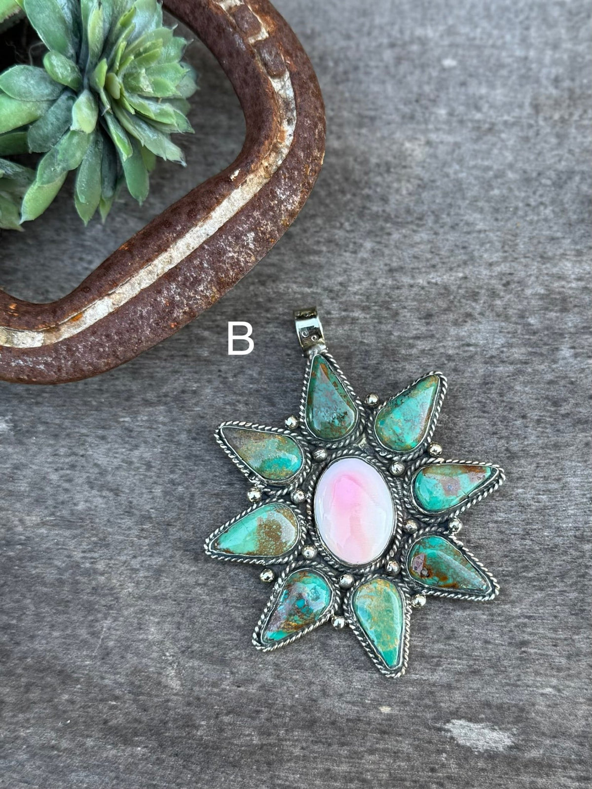 {Starburst} Pink Conch & Kingman Pendent - Cowgirls & City Chics