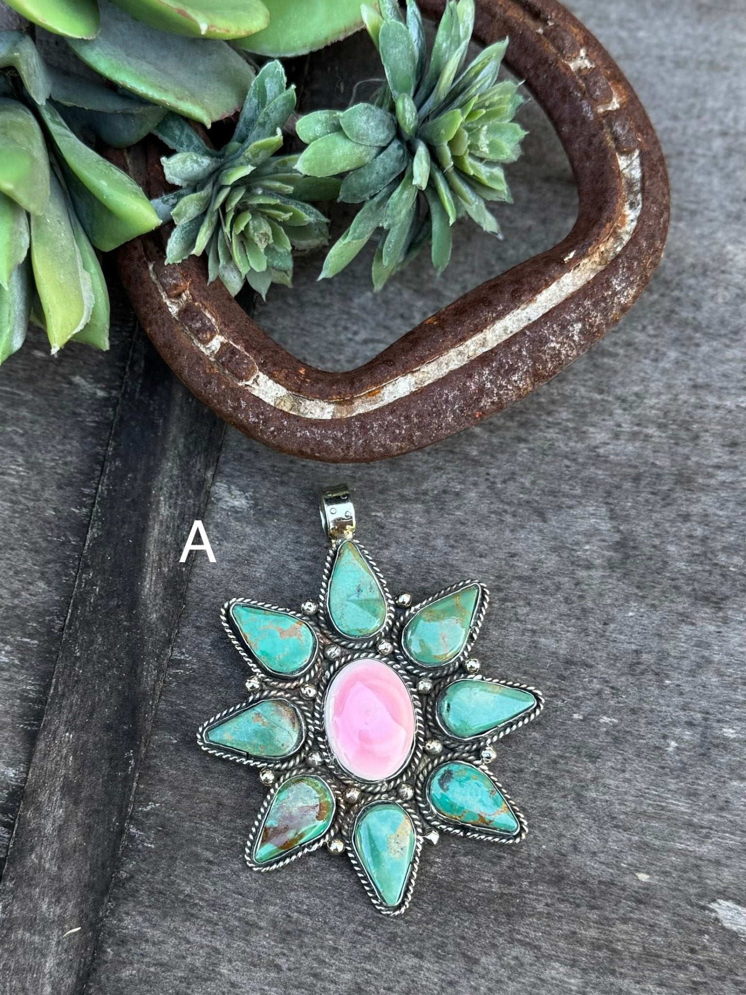 {Starburst} Pink Conch & Kingman Pendent - Cowgirls & City Chics