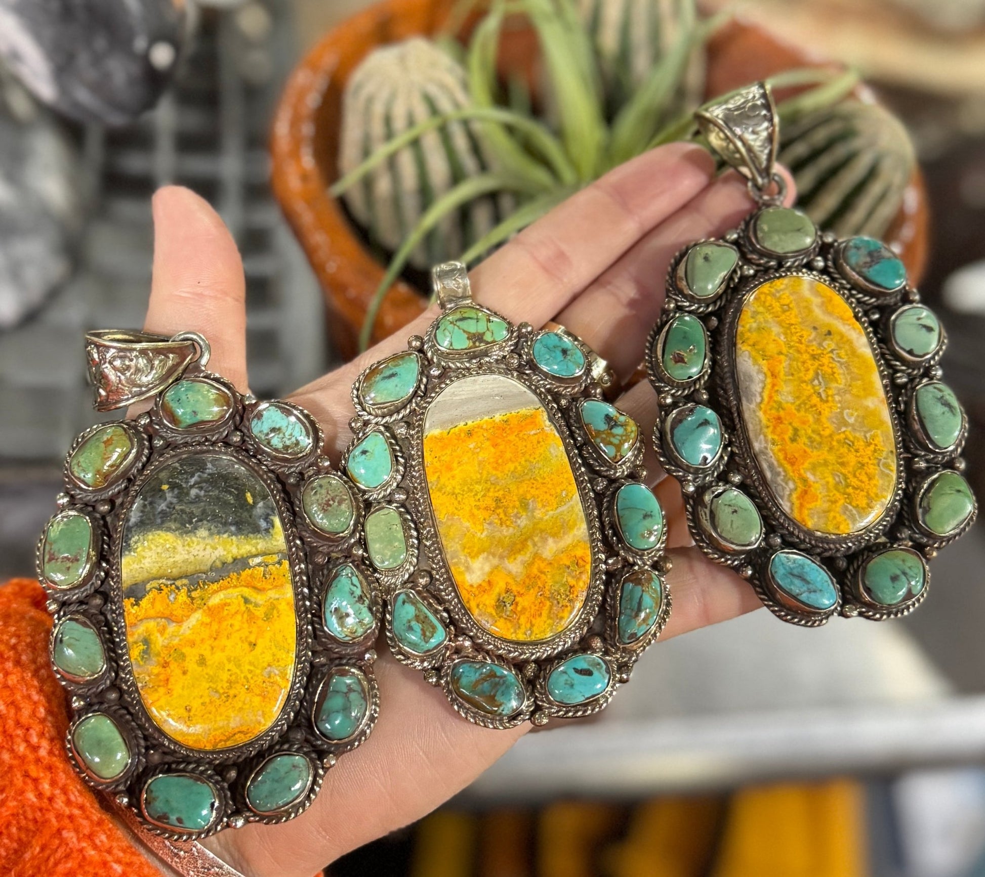 XL Bumblebee & Kingman Pendent - Cowgirls & City Chics
