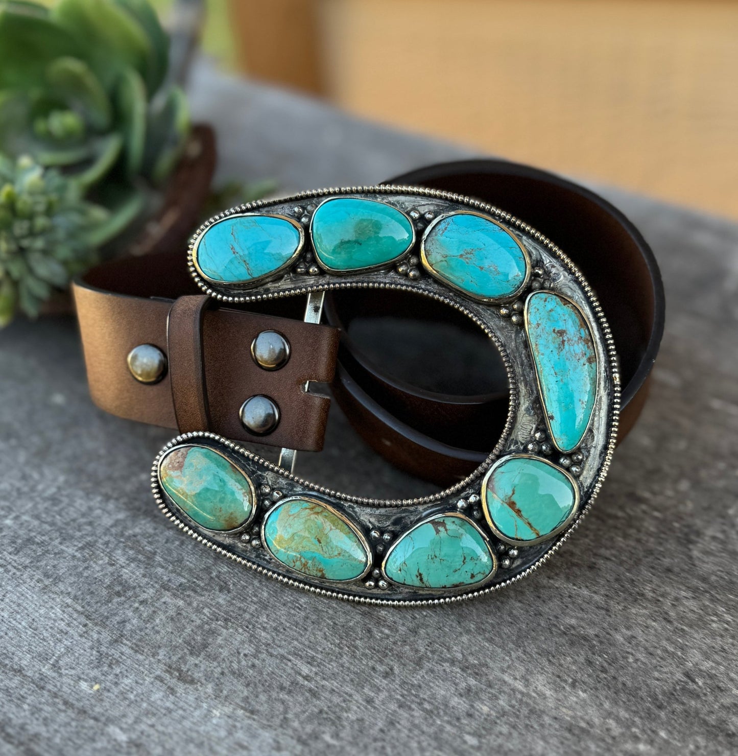 XL Kingman Horseshoe Buckle - Cowgirls & City Chics